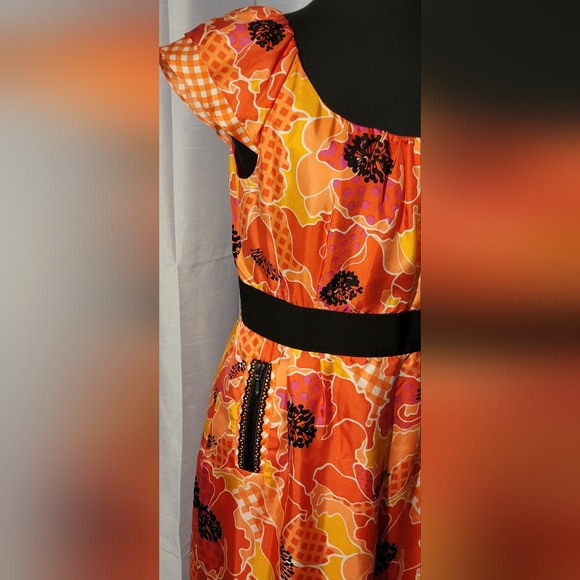 * PHOEBE COUTURE floral silk dress Final Discount - Picture 2 of 5